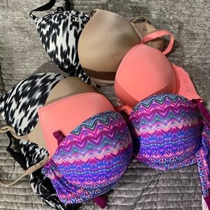 5 Victoria secret Push-up Bras 34D